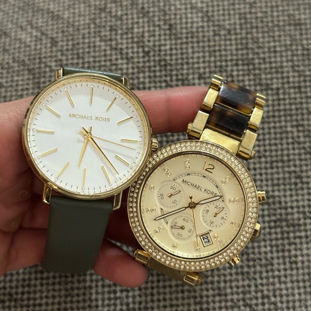 BUNDLE Michael Kors Gold Watches and Gold Leather Olive Strap Watch